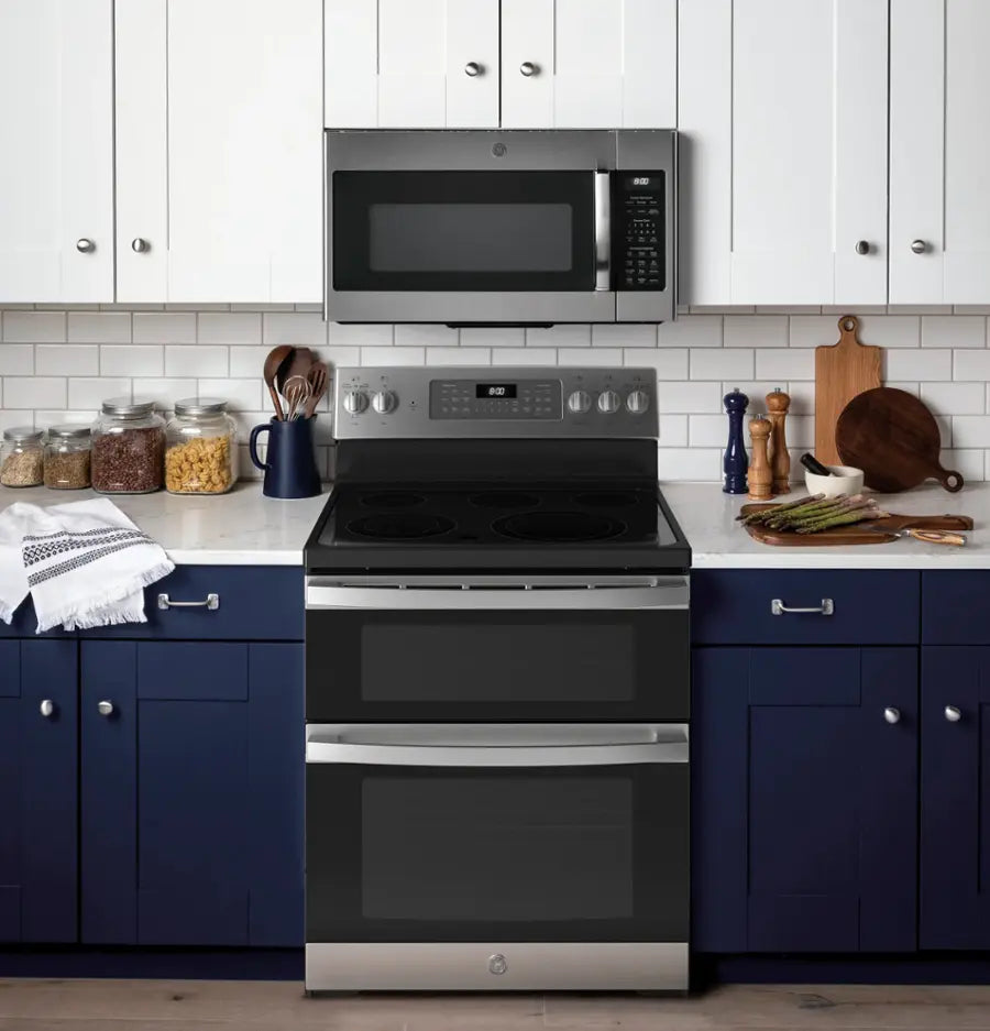 Whirlpool 6.7 Cu. Ft. Electric Double Oven Range with True Convection