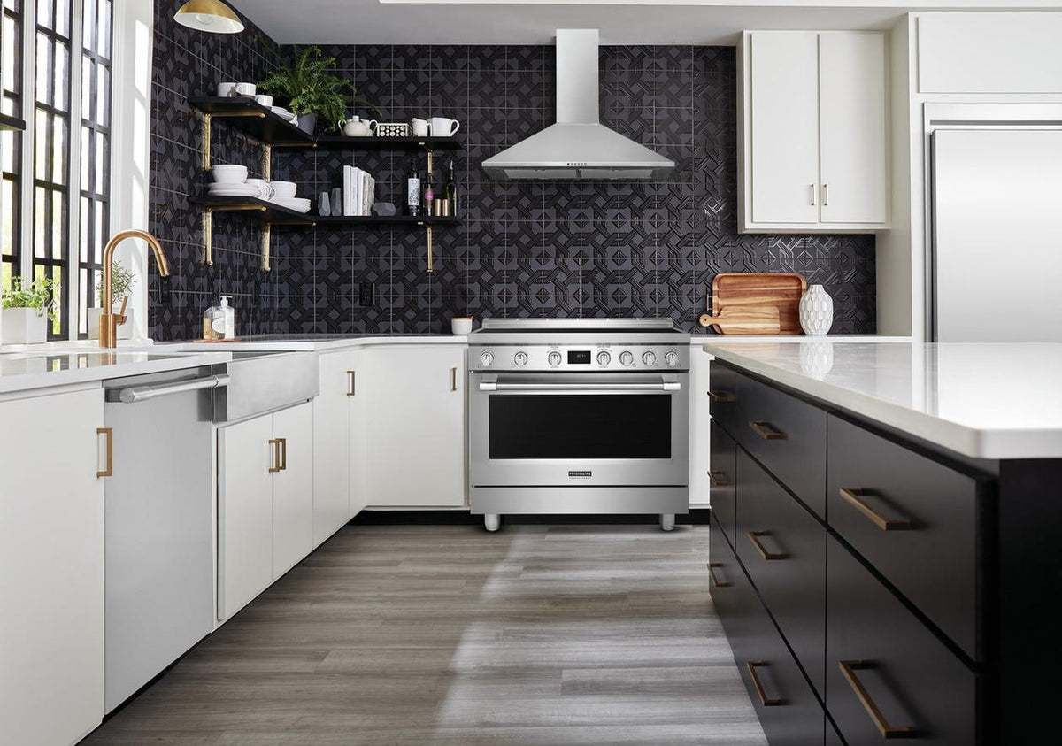 36" Induction Freestanding Range