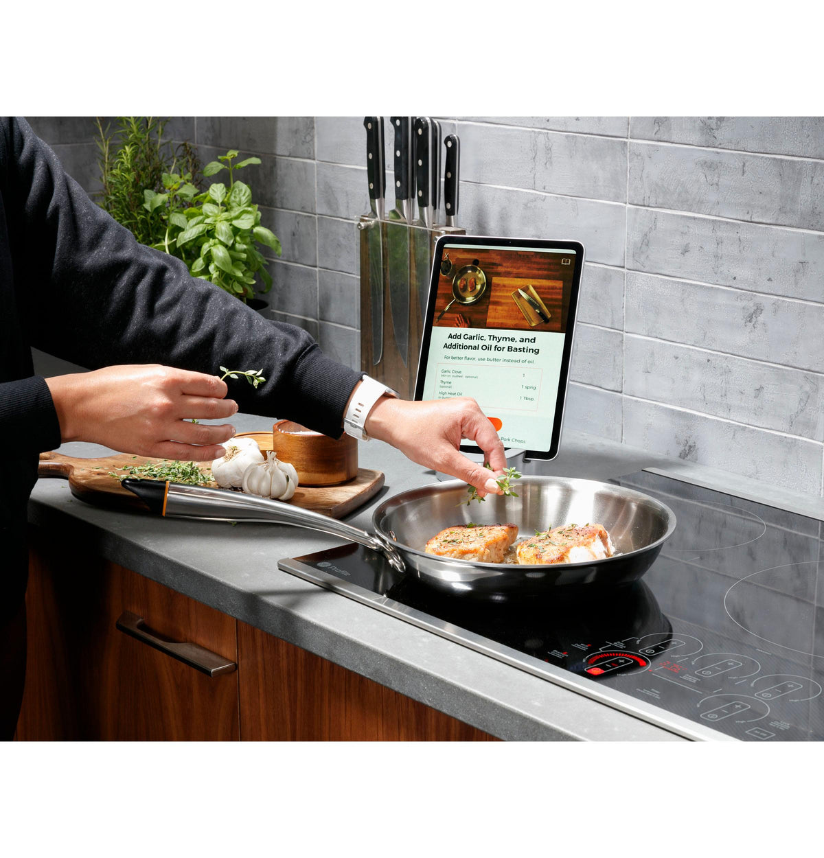 GE Profile™ ENERGY STAR® 36" Built-In Touch Control Induction Cooktop